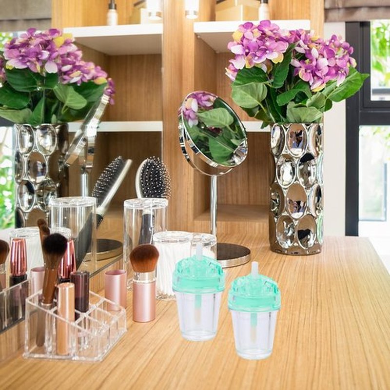 21 Pack Empty Lip Gloss Tube, Plastic Lip Balm Containers Refillable DIY Cosmetics Reusable Sample Bottles,Empty Ice Cream Cute Lipgloss Bottles/Containers Crystal Lip Gloss Supplies Kit, Clear