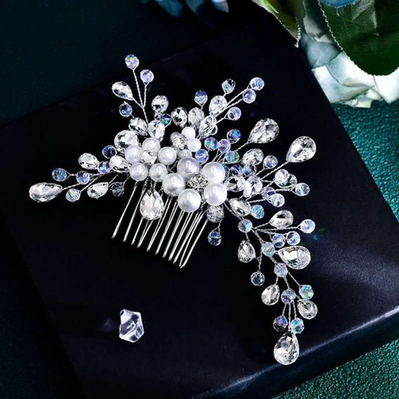 LOVFOIVER Rhinestone Wedding Hair Comb Pearls and Crystal Bridal Hair Piece Wedding Flower Hair Accessories for Women and Girls(one size) (Silver-850)