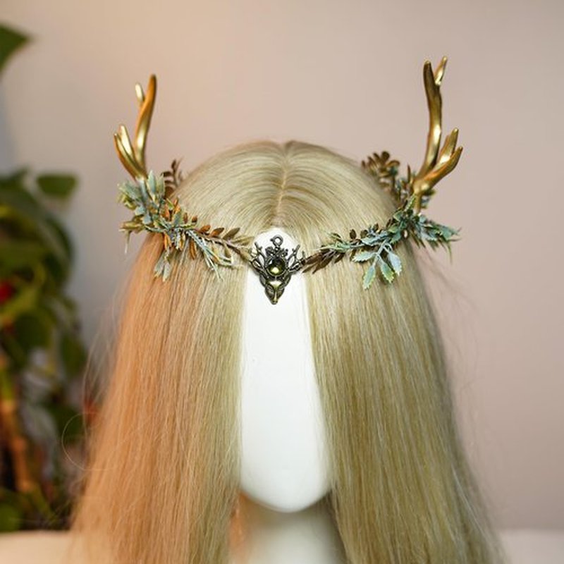 MOSTORY Woodland Gold Antler Crown - Forest Elf Headpiece Fairy Floral Circlet for Women Renaissance Fair Halloween Renfaire Cosplay Photo Shoot