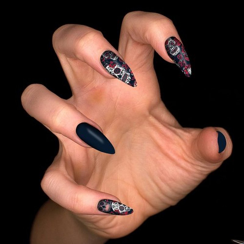 TailaiMei 12 Sheets Day of The Dead Nail Wraps Strips Stickers, Día de Muertos Self-Adhesive Halloween Skulls Nail Art Decals for DIY Horror Nail Decorations (Skull Style)