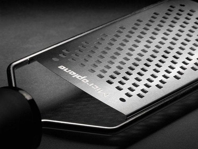 Microplane Gourmet Series Coarse Cheese Grater - Premium Silver Grating Tool, 1 Count