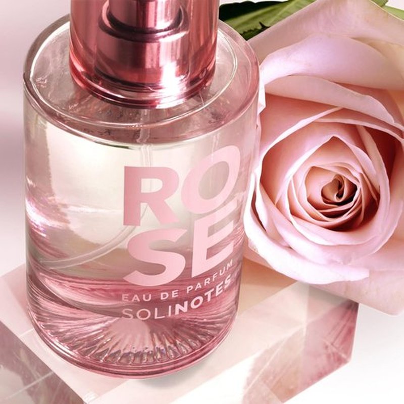 Solinotes Rose Perfume - Delicate Floral Eau De Parfum, 1.7 Fl Oz | Vegan & Cruelty-Free, Made in France