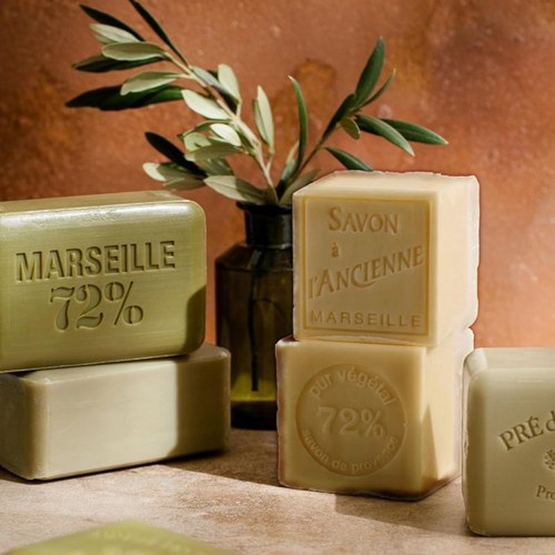 Pre de Provence Artisanal Soap Bar - Organic Shea Butter & Olive Oil | Luxurious 8.8 Ounce French Skincare