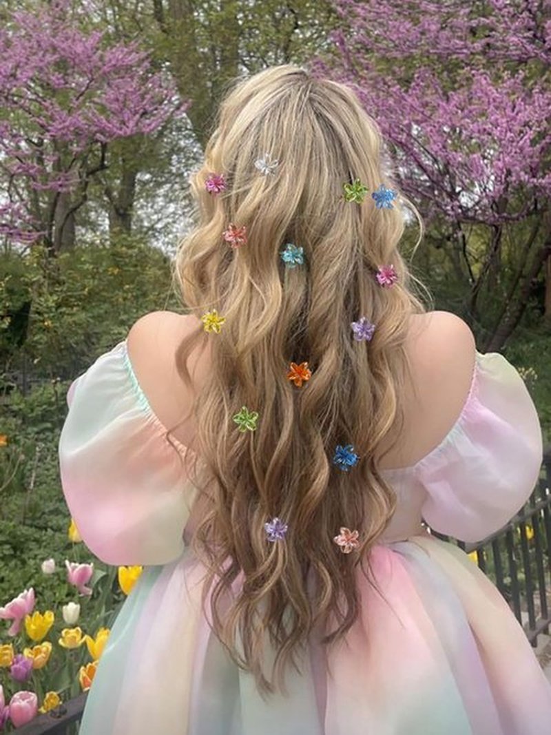 Small Flower Hair Clips for Women, 50 Pcs Hawaiian Mini Plumeria Flowers Hair Claw Clips, Tiny Hibiscus Decorative Hair Accessories