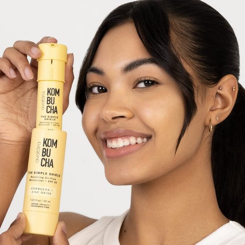 Avatara - Kombucha The Simple Shield Face Sunscreen, Zinc Oxide SPF Moisturizer, Moisturizer with BHA and Hyaluronic Acid, Mineral Sunscreen for Face, Teen Skincare, 1.01 fl. Oz.
