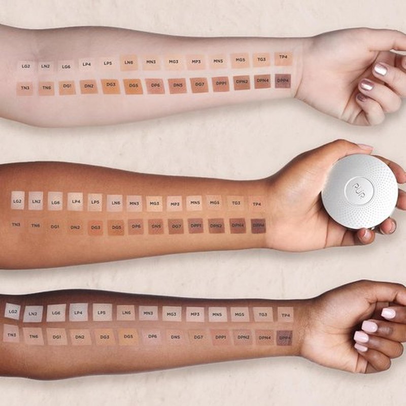 PÜR MINERALS Chisel Brush & 4-in-1 Pressed Mineral Foundation Bundle with SPF 15