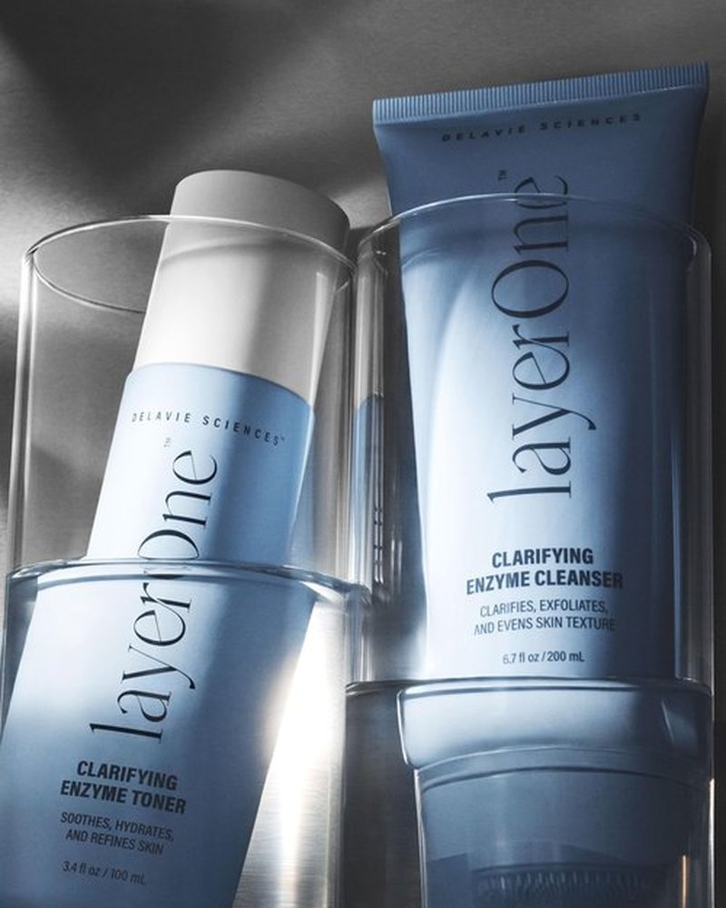 layerOne Clarifying Enzyme Cleanser, Gentle Daily Facial Exfoliant, Pore-Cleansing Formula, 3.38 fl oz