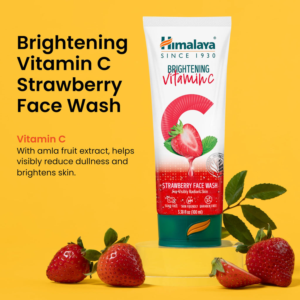 Himalaya Brightening Vitamin C Strawberry Face Wash, with Cellulose Beads & Amla Fruit Extract for Visibly Radiant Skin, Gentle Cleansing Formula, 3.38 fl oz (100 mL)