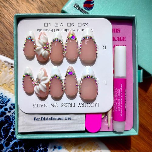 Gleamrain Handmade Press on Nails Almond Shape M Size/Gleamrain Luxury Medium Hand Made Nails with Design for Women 10Pcs by P09