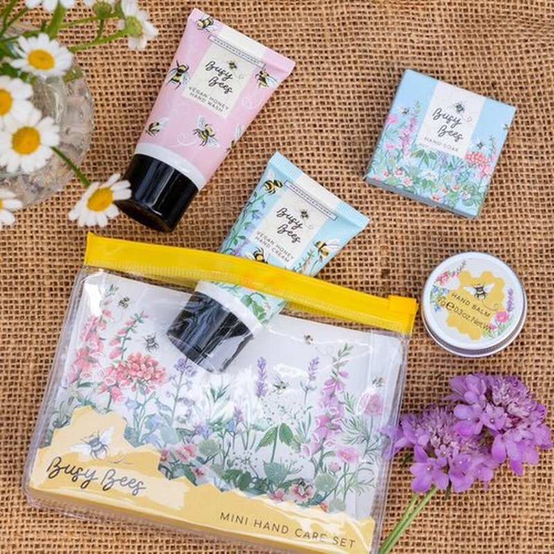 Heathcote & Ivory Busy Bees Vegan Honey Hand Care Set