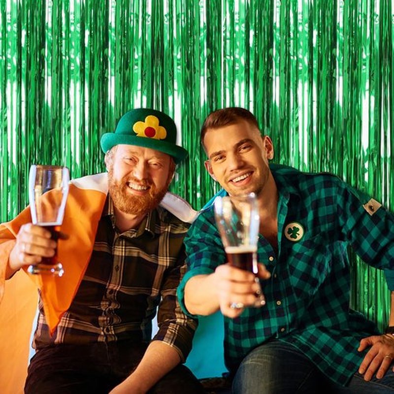 Green Metallic Tinsel Foil Fringe Curtains by [Brand Name] - 20 Pack Photo Booth Props for Parties
