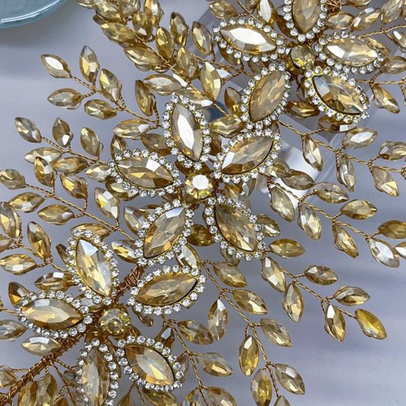 Mpoikba Bridal Hair Accessories, Wedding Hair Pieces for Brides, Rhinestone Bride Headband(Champagne)