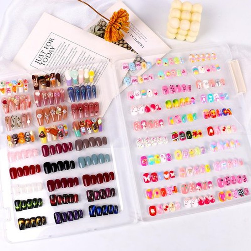 Large Clear Press on Nails Storage BoxNails Storage Box Nail Storage Case with 2 Style Adhesive Double Sided Tape and Nail Display Sticks for Nail Display Organizer Nail Salon Supplies