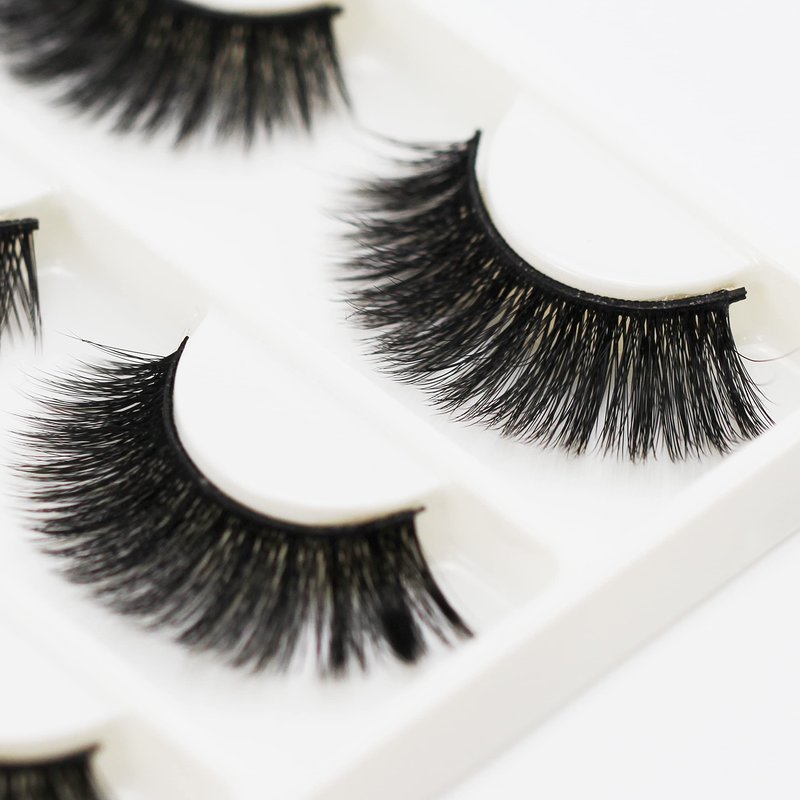 Vayator 16 Pairs False Eyelashes Natural Wispy Fluffy Dramatic Volume Fake Lashes Extension Handmade Cruelty-free Eyelash (D057)