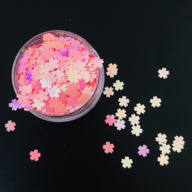PrettyG 10 Grams/Pack - Sakuras Sequins Glitter - Festival Rave Beauty Makeup Face Body Nail Art Decoration C18RF
