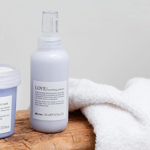 Davines LOVE Smoothing Perfector Serum - Anti-Frizz Thermal Leave-On for Wavy & Coarse Hair | 5.07 Fl Oz