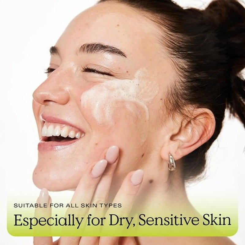 KraveBeauty Hydrating Cleanser - Gentle Matcha & Hemp Formula for Dry/Sensitive Skin | 120ml