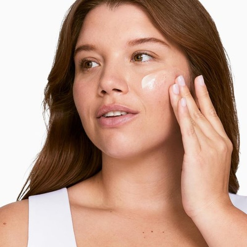 Clinique 3-Step Moisturizing Lotion+ | Hydrating Formula with Glycerin & SPF 35 | For Dry Skin Types