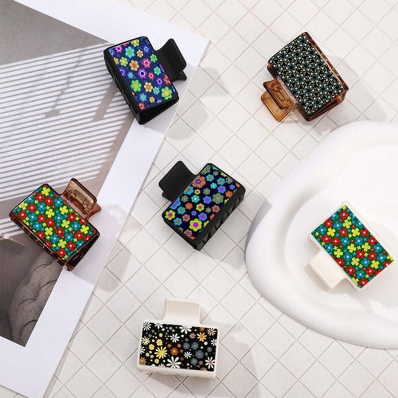 20 Pack Thin Hair Claw Clips Cover Sublimation Blanks 1.8 Inch PU Leather for Thin Hair Including 20 Pcs Strong Double-sided Adhesive