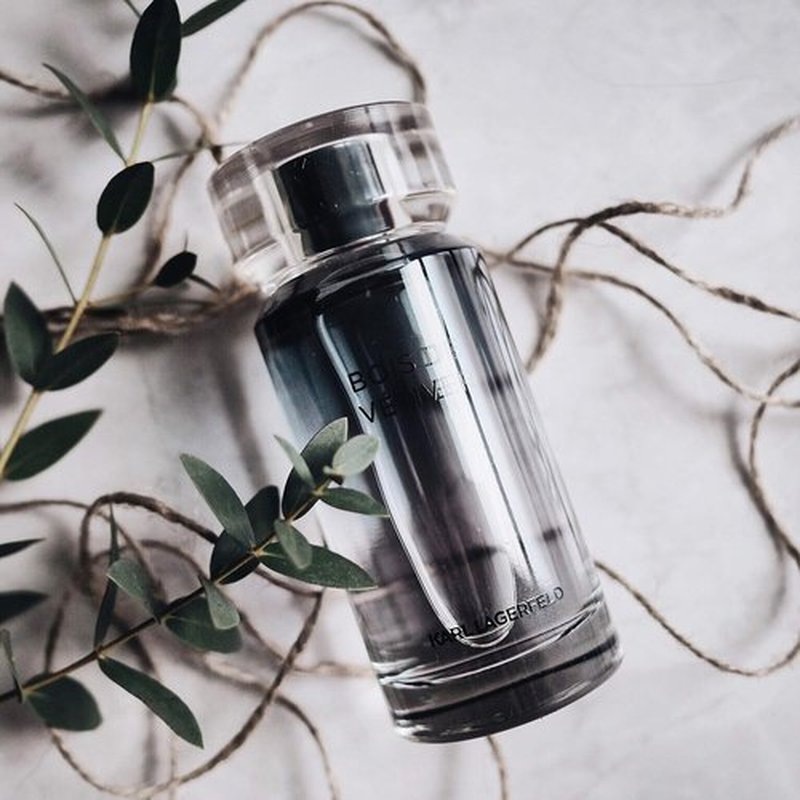 Karl Lagerfeld Bois De Vetiver Eau De Toilette Spray - 3.3 Oz | Sophisticated Men's Fragrance