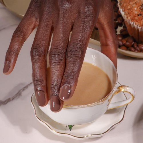 LONDONTOWN Gel Nail Polish – Long-Lasting UV/LED Formula, High-Shine, No Odor or Fumes, Streak-Free Color, Vegan & Cruelty-Free, 3+ Weeks of Wear, Dirty Chai, 0.4 Fl Oz