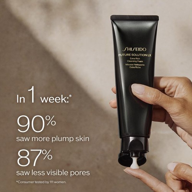 Shiseido Future Solution LX Extra Rich Cleansing Foam - 125 mL - Rich Foaming Cleanser for Smooth and Vibrant Skin - Non-Comedogenic - All Skin Types