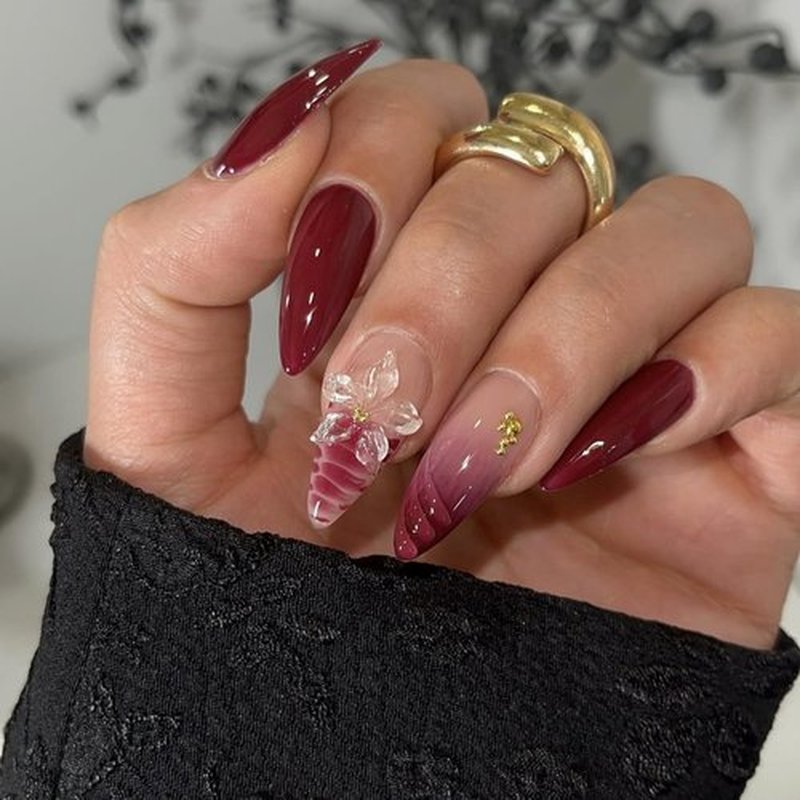 Almond Press on Nails Long Fake Nails Red Artificial Nail Flowers Designs Cute Stick on Nail for Women 24pcs