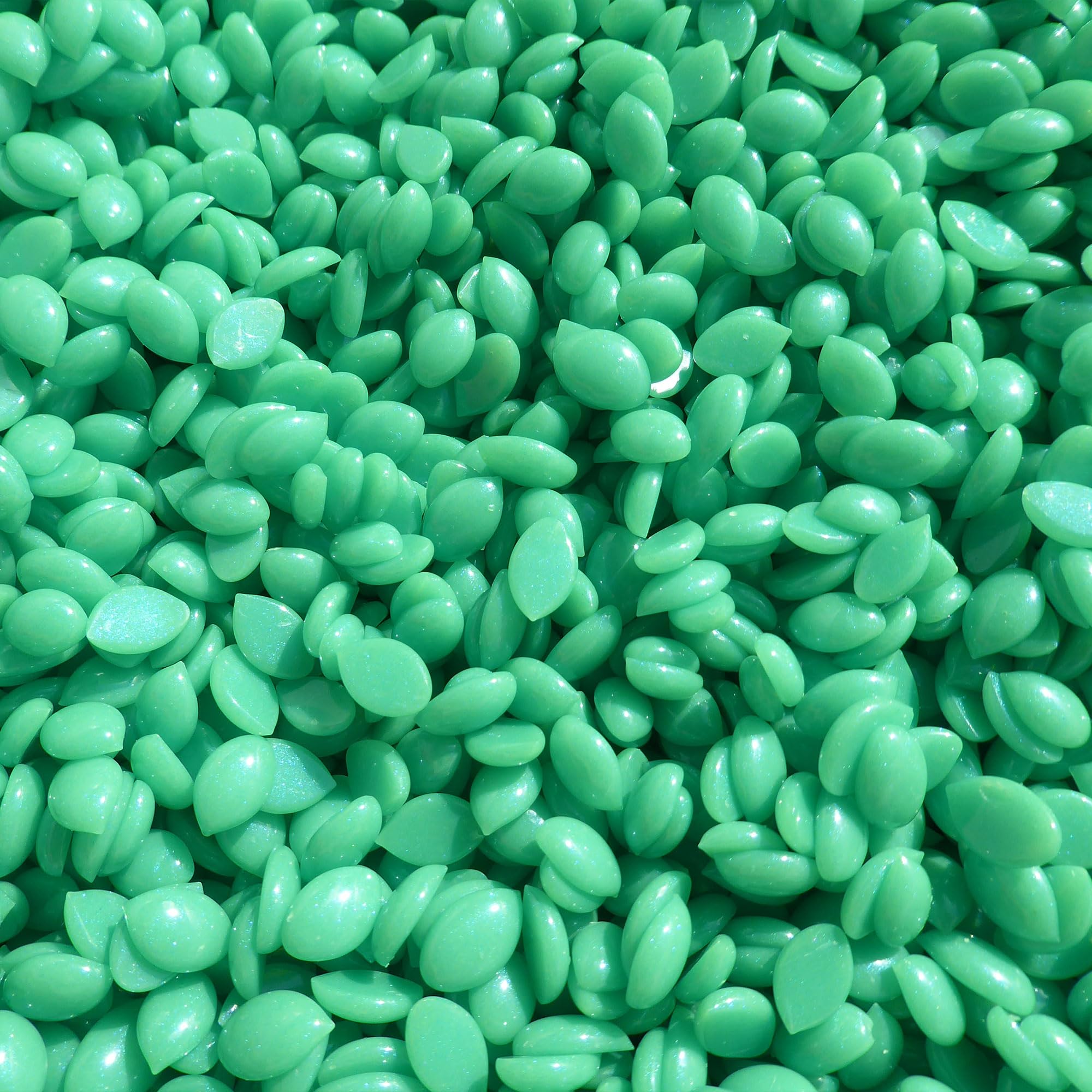 Waxness Neon Series Green Hard Wax Beads Bulk 22 lb (10 kg) – Rosin-Free Stripless Hard Wax with Gel Texture and High Visibility, Salon Use – Made in Italy