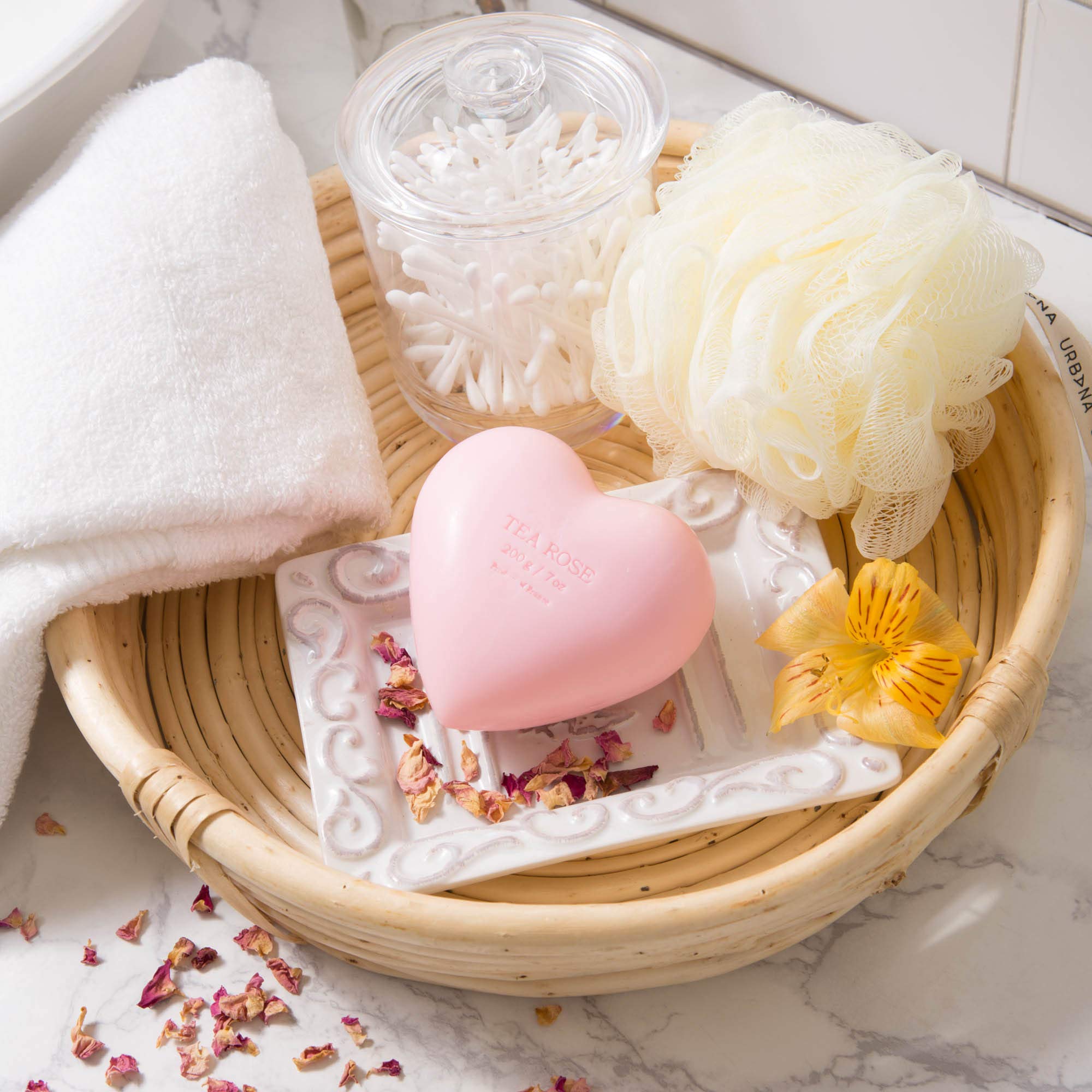 Pre de Provence Hearts Collection Shea Butter Enriched Gift Soap, Tea Rose, 0.5 Pound
