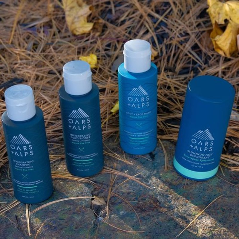 Oars + Alps Men's Hair and Body Travel Kit - TSA Friendly, Sulfate-Free Shampoo, Conditioner & Deodorant | Alpine Tea Tree Scent