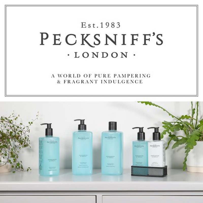 Pecksniff's Hand Wash - Liquid Hand Soap for Soft Skin, Natural, Revitalising, Hydrates and Moisturises, Handcrafted in England, Cruelty Free, Gift of Luxury 480ml/16.2 fl oz (Sandalwood & Vanilla)