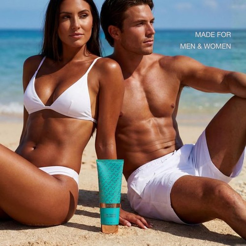 Onyx Strongest Dark Tanning Accelerator Lotion - Effective Tan Enhancer for Indoor & Outdoor Sun - Accelerates Melanin Production - No Stains & Streaks | Super Moisturizing | Tropical Scent | No-SPF