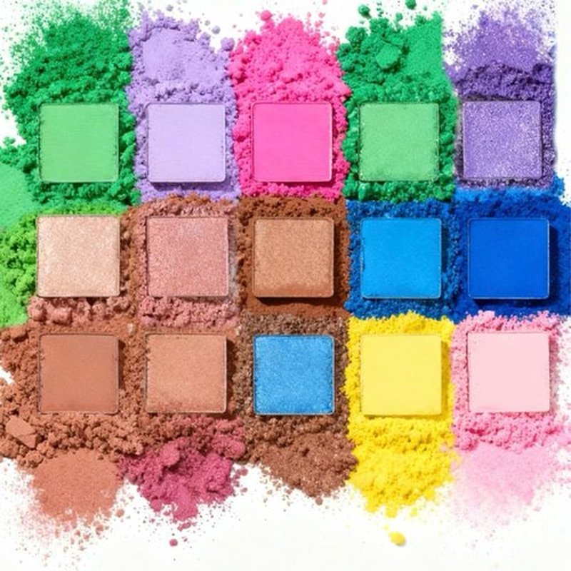 Alice in Wonderland 55 Well Eye Shadow Palette with Mirror, Makeup for Girls and Teens, Shimmery and Matte Colors, by Townley Girl