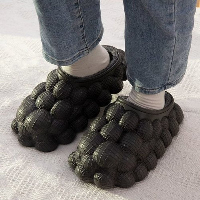 Jaeynow Massage Bubble Slides Women,Funny Lychee Spa Slippers for Men Indoor and Outdoor Non-Slip Bath Shower Shoes Bedroom House Gym Basketball Slides Sandals(Fuzzy Black 39/40)
