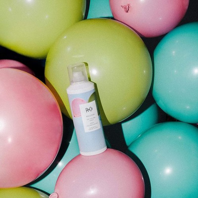 R+Co Balloon Dry Volume Spray - Boost Volume & Texture | Lightweight Formula for All Hair Types