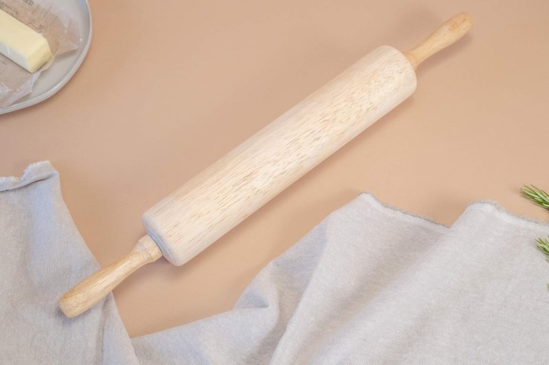 Classic Wood Rolling Pin - 20-Inch Baker's Tool for Pizza Dough, Cookies, Pastries & Pasta