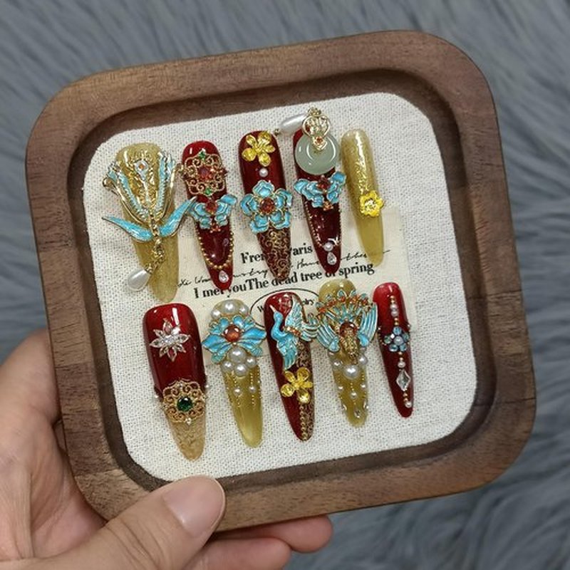 TENPAL 10Pcs Heirloom Chinese Bridal Press On Nails With Tools,Red Gold Phoenix Dragon Designs Fake Nails Long Stiletto,Full Crystals Heavy Relief Luxury Wedding Set Glue on Nails for Cheongsam(S)