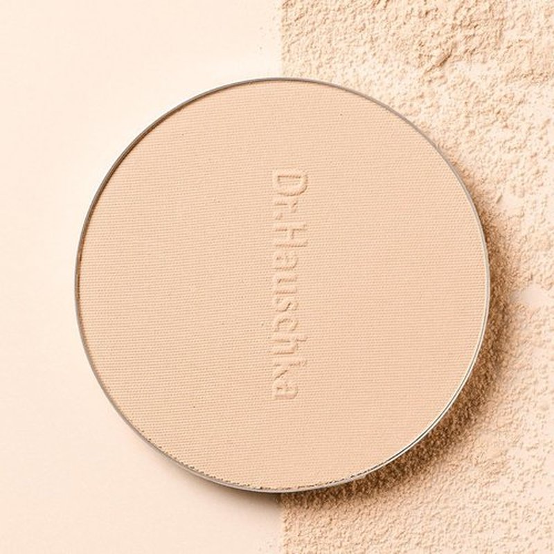 Dr. Hauschka Compact Powder - Translucent Mineral Formula for All Skin Tones | 0.28 oz Silky Finish