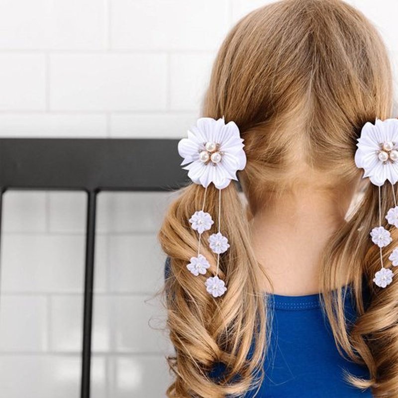OAOLEER 6PCS Hair Bows for Girls, Flower Hair Accessories for Girls Grosgrain Ribbon With Alligator Clips Girl Hair Accessories for Kids Teen Back to School (Flower Bows-A)