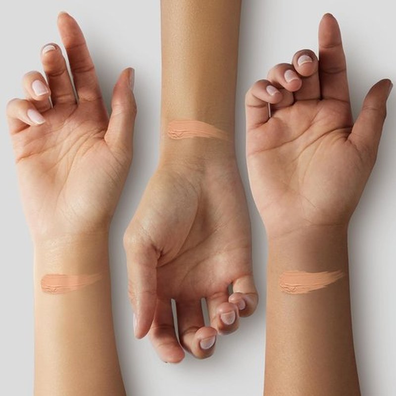 Almay Clear Complexion Acne Foundation - Salicylic Acid, Medium Coverage, Soft Matte Finish, 300 Naked, 1 fl oz