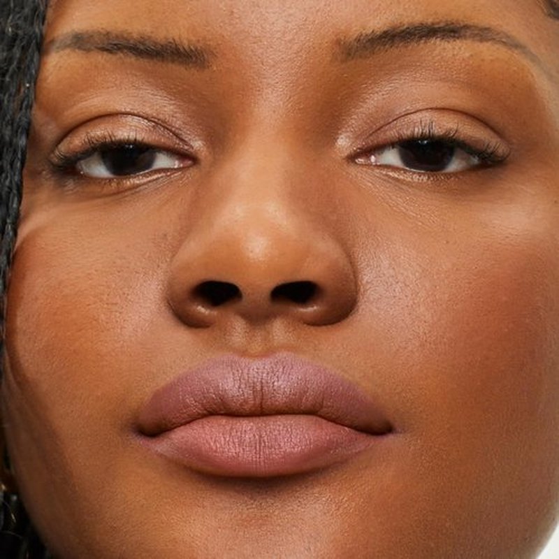 ILIA - Lip Sketch Hydrating Crayon | Hydrate, Plump & Smooth | Long-Lasting, Bleed-Resistant Soft-Matte