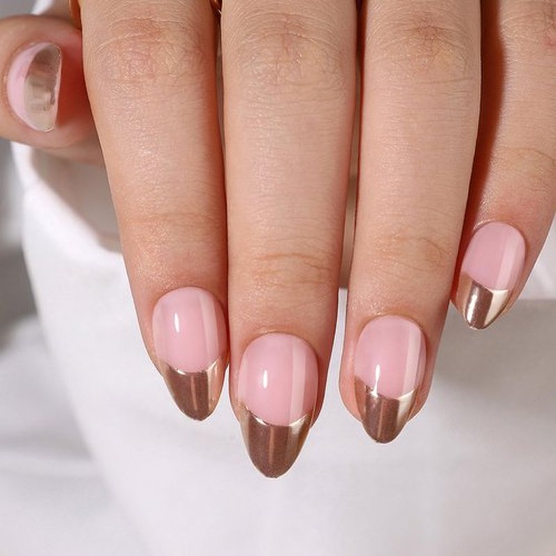 RTKHFZE Press On Nails Short - French Tip, Almond, Metallic Chrome Gold Finish, Reusable Stick On Nails in 16 Sizes - 32 Soft Gel False Nails Kit