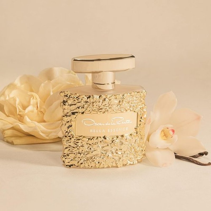 Oscar de la Renta Bella Essence - Luxurious Fragrance for Women | Elegant Floral Notes