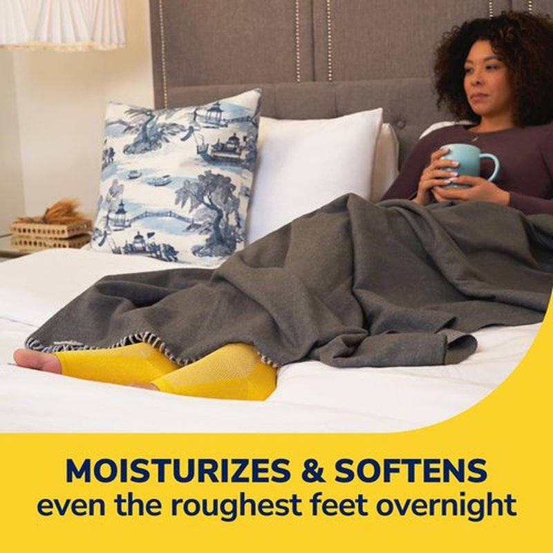 Dr. Scholl's Rough, Dry Foot Renewal Ultra Overnight Treatment with 3oz Foot Cream, Heel Sleeve Socks Dry, Cracked Foot Repair Ultra-Hydrating 3.5oz Foot Cream