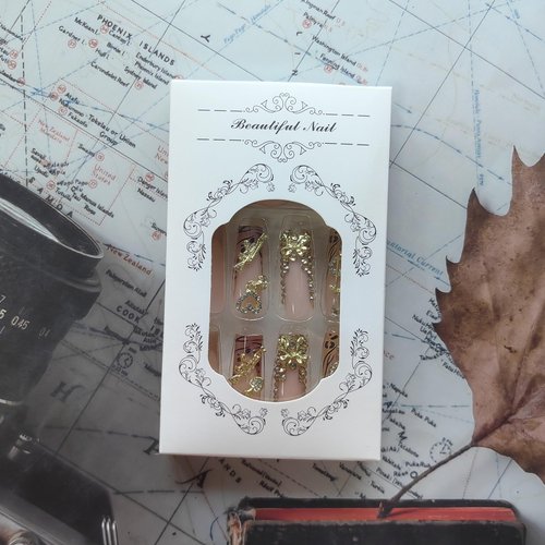 Leopard Brown Press on Nails Long Gold Fake Nails Glossy Bow Cheetah Glue on Nails Heart Coffin Acrylic Nails Spear Zebra False Nails Dollar Money Stick on Nails Rhinestones French Tip Nails for Women