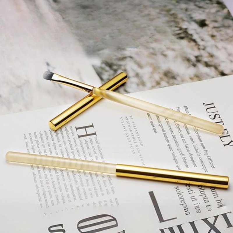 LIGHT RAIN 2 Pcs Professional Clean Up Oval Nail Art Brushes with Cap Set, Design for Builder Gel and Color Nail Polish Application