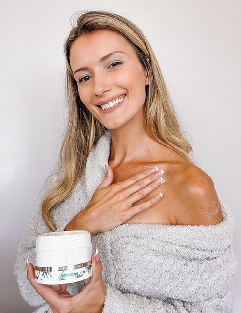Regine Switzerland Body Cream - Deep Hydration with Olive Oil & Aloe Vera, 7.05 fl. oz