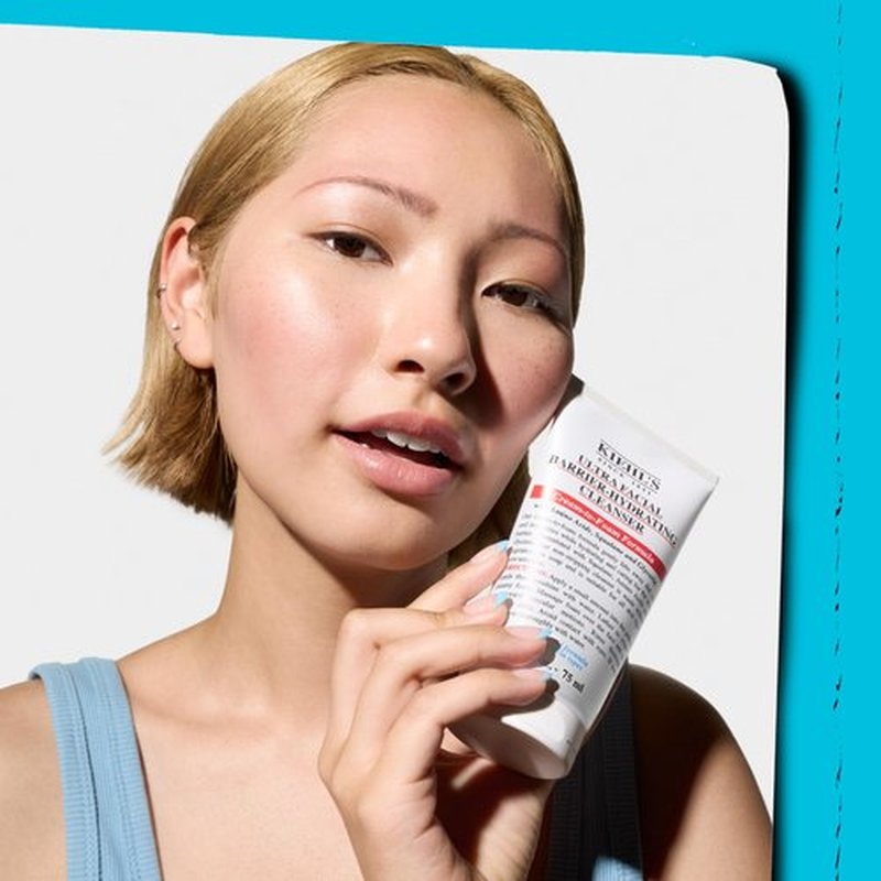 Kiehl's Ultra Facial Barrier-Hydrating Cleanser, Cream-To-Foam Non-Stripping Daily Face Wash For All Skin Types, Including Sensitive - 5 Fl Oz