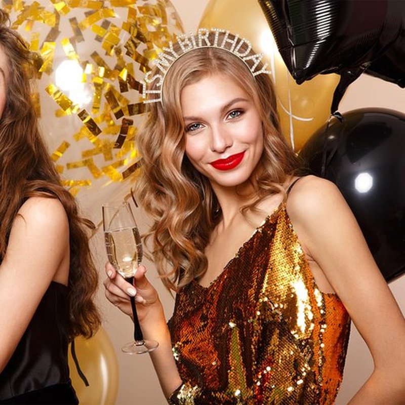 ACO-UINT Gold Crown for Girls, Cute It's My Birthday Headband Tiara for Women, Happy Birthday Decorations Gifts