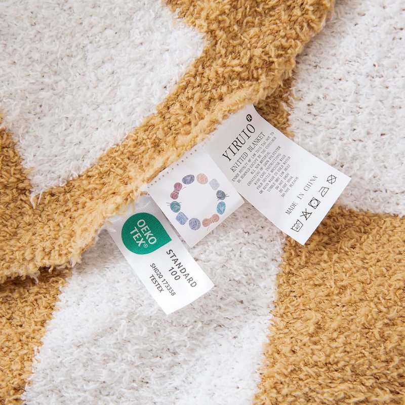 YIRUIO Checkered Knit Throw Blanket - Ultra Soft Reversible Microfiber | Cozy Fluffy Home Decor